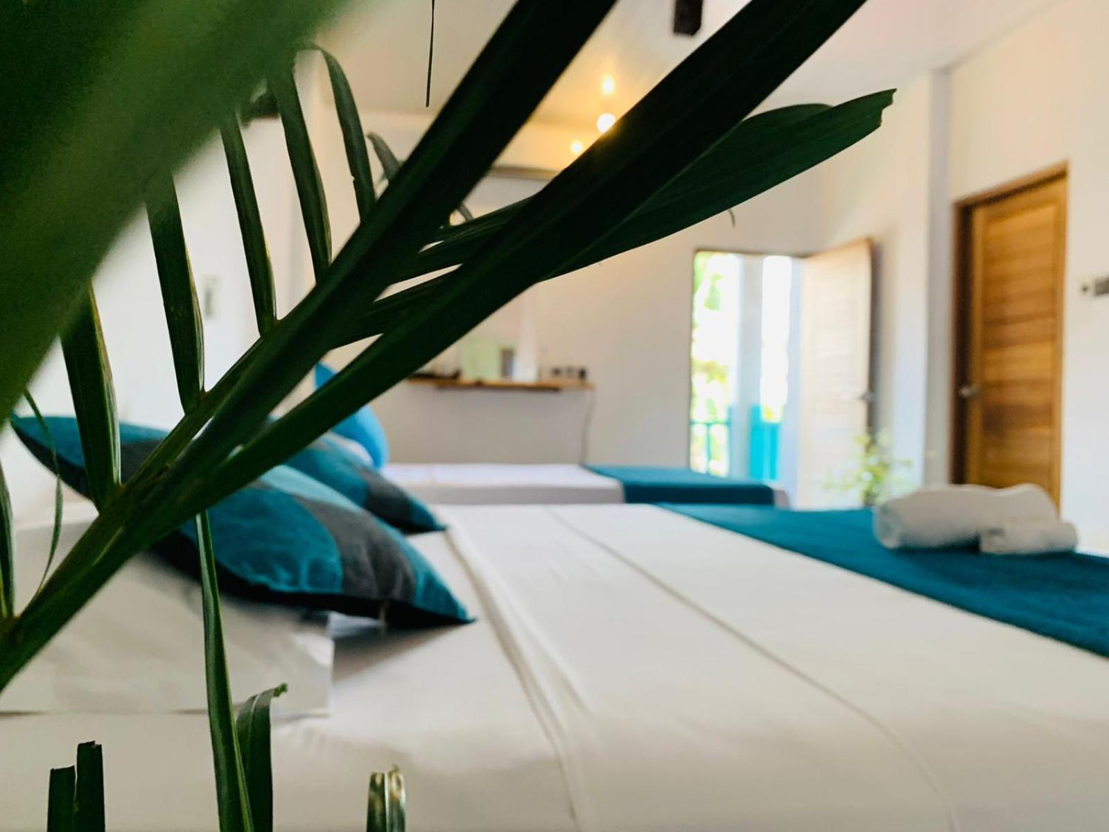 A1 Weligama Hotel & Spa Extérieur photo