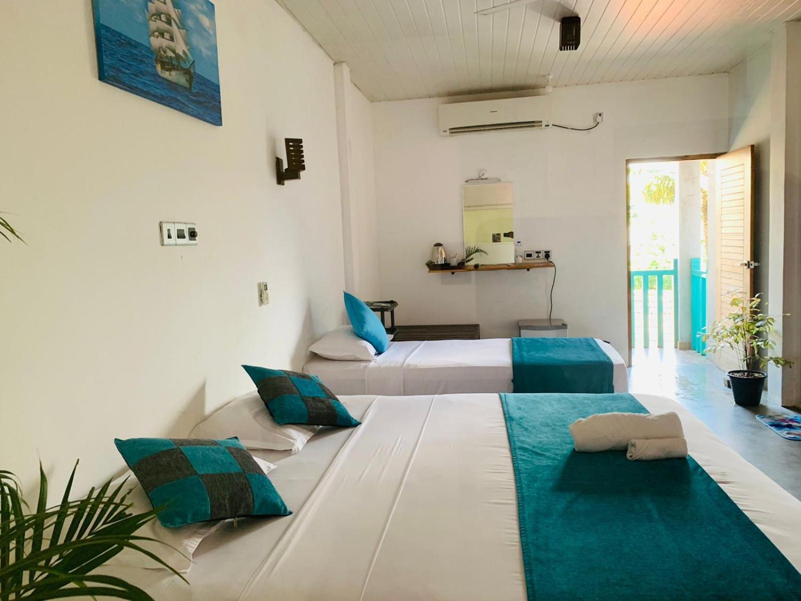 A1 Weligama Hotel & Spa Extérieur photo